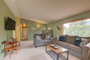 Gallery image of *Home Away From Home Cabin in the Mountains* in Cascade-Chipita Park