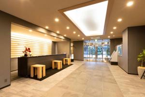 Vstupní hala nebo recepce v ubytování Hotel Route-Inn Sakurai Ekimae + 37 fotografií