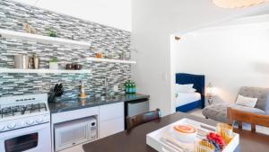 Dapur atau dapur kecil di BelleVue Oasis - Adults Only