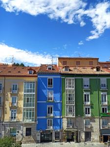 Budova, v ktorej sa apartmán nachádza