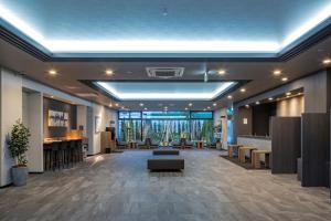 Posezení v ubytování Hotel Route-Inn Chiba Hamano -Tokyowangando-