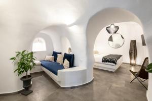 Gallery image of Doukas Caldera Suites in Fira