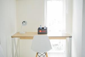 Φωτογραφία από το άλμπουμ του Bright and Cozy Studio Akasa Pure Living BSD Apartment By Travelio σε Ciater-hilir