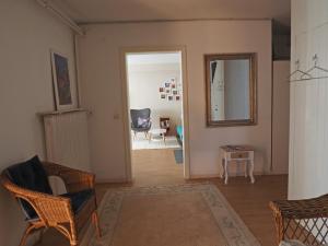 Posezení v ubytování Ferienwohnung am Waldrand, Hitzacker