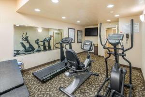 Fitness centrum a/nebo fitness zařízení v ubytování Quality Inn & Suites Downtown Walla Walla