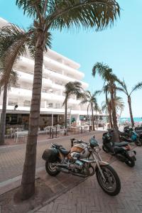Aparthotel Puerto Azul, Marbella – Updated 2022 Prices
