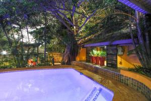 Πισίνα στο ή κοντά στο Umlilo Guest House