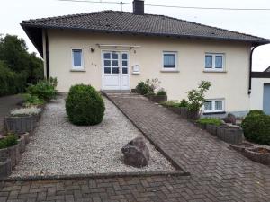 Gallery image of Ferienhaus Sonnenhang in Scheiden