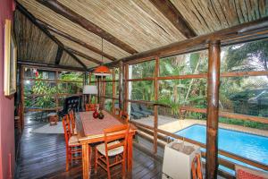 Πισίνα στο ή κοντά στο Umlilo Guest House
