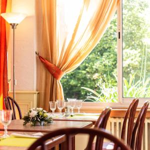 Fotografie z fotogalerie ubytování Hôtel des Bains v destinaci Aix-les-Bains
