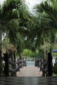 Bazén v ubytování Hotel Brisas La Gaviota Mariquit-Tolima nebo v jeho okolí