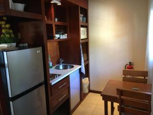 Una cocina o kitchenette en Asteria Studios