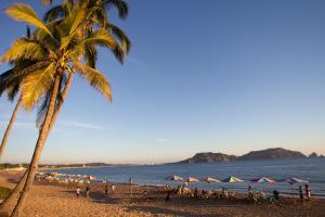 Ein Strand an oder in der Nähe des Hotels