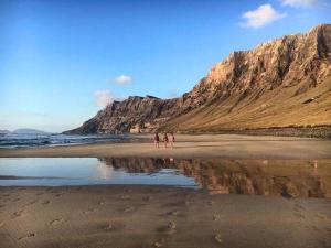 Fotografia z galérie ubytovania coqueto apto EILA 100 metros playa WIFI v destinácii Famara