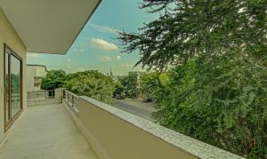 Balkoni atau teres di Itsy Hotels Swastika Inn Sector 26