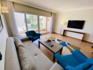 Część wypoczynkowa w obiekcie Hurghada Suites & Apartments Serviced by Marriott