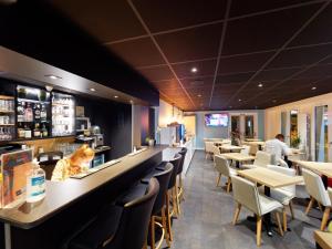Setustofa eða bar á Kyriad DIRECT Saint Brieuc - Parc des Expositions