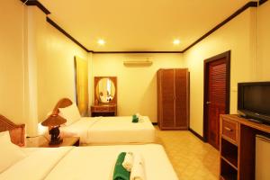 Gallery image of The Green Beach Resort in Sam Roi Yot