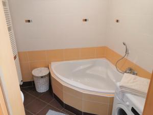 Koupelna v ubytování Metropole De Luxe Suite