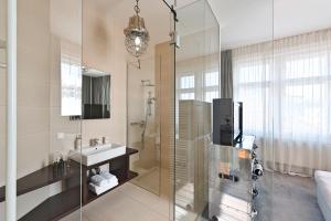 Kúpeľňa v ubytovaní 6 rooms