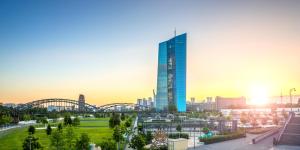 Nespecifikovaný výhled na destinaci Frankfurt nad Mohanem nebo výhled na město při pohledu z hotelu