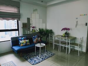 Predel za sedenje v nastanitvi D'Gunduls Homestay STUDIO by DGH I-CITY