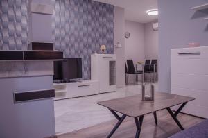 Oros House Apartmanház 5900 Orosháza, 3 Deák Ferenc utca kép - 2