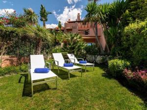 Fotografie z fotogalerie ubytování VACATION MARBELLA I El Calvario Villa, Home Cinema, Pool, Andalusian Garden, TOP location in Marbella Old Town v destinaci Marbella