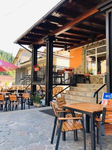 Restoran ili drugo mesto za obedovanje u objektu Pensiunea Montana Borșa MM