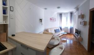 Posedenie v ubytovaní Apartman Jelacic Vinkovci + 17 fotografií