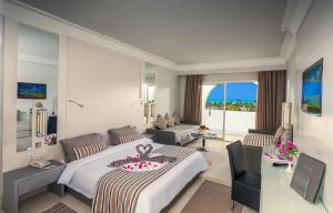 Μια τηλεόραση ή/και κέντρο ψυχαγωγίας στο Djerba Plaza Thalasso & Spa