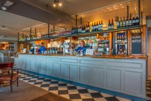 Salon ou bar de l'établissement Botany Bay Hotel