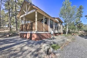 Gallery image of Roomy Pagosa Springs Tiny Cabin 1 Mi to Downtown in Pagosa Springs