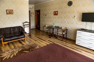 TV a/nebo společenská místnost v ubytování Guest House Shale