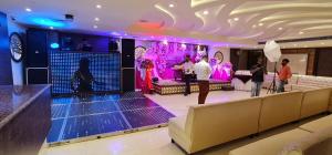 入住Hotel Makhan Residency的客人