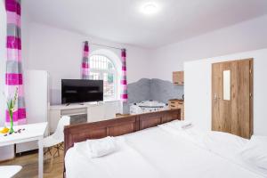 Zdjęcie z galerii obiektu Jacuzzi JM Rooms Apartment WAWELOFTS w Krakowie