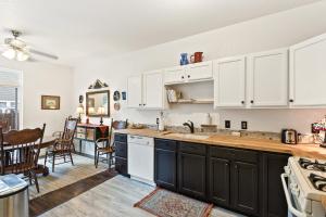 Beautifully Updated Sandpoint Townhome