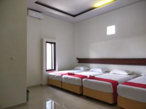 A room at Gosyen Efata Toraja Hotel