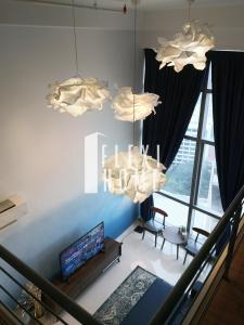 Photo de la galerie de l'établissement Pinnacle PJ, Romantic City View, 1-4 Guests Designed Duplex Home by Flexihome-MY, à Petaling Jaya