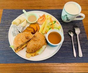 Cibo presso la stanza in casa privata o nelle vicinanze