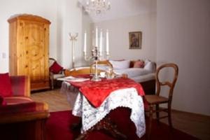 Galeriebild der Unterkunft Hotel Restaurant Café Rapp in Königsfeld im Schwarzwald