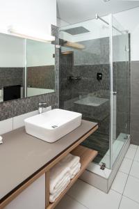 LOCH LOGAN HOTEL的一间浴室