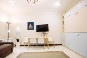 Televízia a/alebo spoločenská miestnosť v ubytovaní APARTAMENTO CENTRICO JUNTO ESTACION TREN Y AUTOBUS