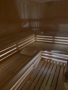 Fotografie z fotogalerie ubytování WELLNESS APARTMÁN KAROLÍNA v destinaci Milovice