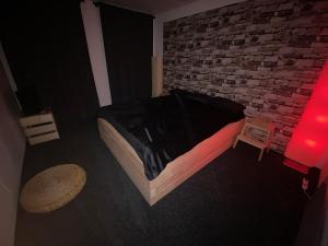 Postel nebo postele na pokoji v ubytování WELLNESS APARTMÁN KAROLÍNA