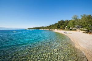 Pantai di atau di dekat vila