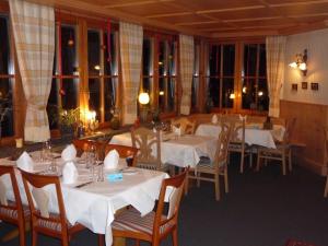 Galeriebild der Unterkunft Hotel Restaurant Café Rapp in Königsfeld im Schwarzwald