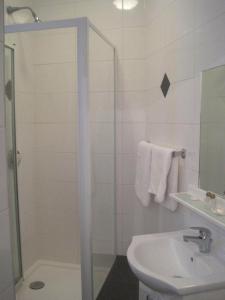 Aaraya London - FKA Gower Hotel