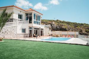 Bazén v ubytování Finca la fortaleza nebo v jeho okolí