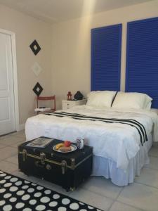 Φωτογραφία από το άλμπουμ του Chic and Comfortable Studio Free Street Parking στο Μαϊάμι